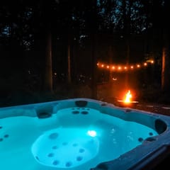 Timberline Terrace Mt Baker Ski Retreat with Hot Tub and Game Room