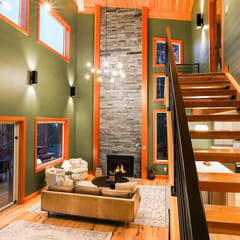 Mt Baker Rim Chalet with Private Hot Tub and Two King Bedrooms