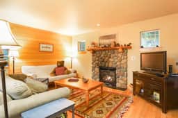Twin Lakes Cabin