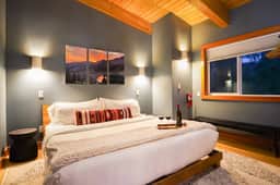 Luxe Summer Chalet w/ Hot tub, Foosball& Mtn Views