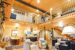 Sweeping Mt Baker Retreat | Game RM, Hot Tub, A/C