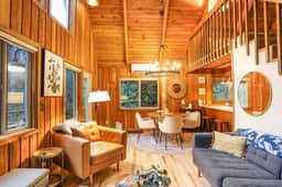 Mt Bakers Couples Cabin Escape -Hot Tub & Romance