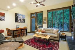 Perfect Family Getaway+ Indoor Pools + Spa