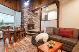 Mt Baker Haven Getaway-2BR Cabin with Fireplace - Image 2