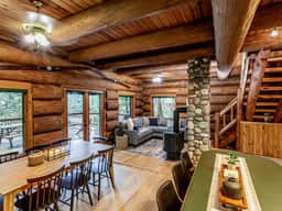 Snowline Log Home Hot tub &  Sauna Mtn Views - Image 5