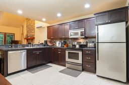 Hearthstone | Hot Tub • Fireplace • 2 Kings - Image 5