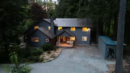 Evergreen Lodge 12 Bedroom Mt Baker Group Retreat - Image 5