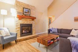 Mt Baker Base Camp with Hot Tub Game Room and Fireplace - Image 3
