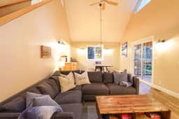 Mt. Baker Chalet | Hot Tub + Game Room - Image 3