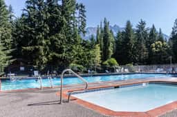 The Shuksan | Hot Tub, Game Room + Pool - Image 4
