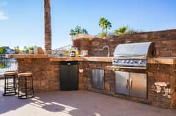 Gilbert Luxury Lakefront Home | Private Dock, Kayaks, Pool/Spa & Game Room - Image 4