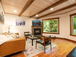 Wild Goose Lodge | Hot Tub + Bunk Room - Image 5