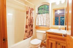 Creekside Cabin • Hot Tub, Pool & Ping Pong - Image 5