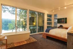 Silvermere | Lakefront Hot Tub + Private Dock - Image 5