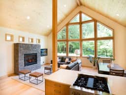 Church Mountain Chalet | Hot Tub & Pool - Image 5