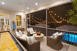 Serene Oaks Private East Beach Estate with Pool Spa and Five Minute Walk to Beach - Image 3