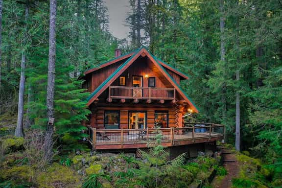 Snowline Log Home Hot tub &  Sauna Mtn Views - Image 1