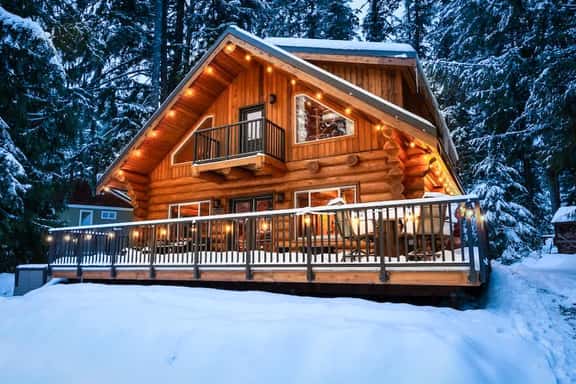 Stargazer Lodge with Hot Tub Game Loft and Two King Bedrooms Near Mt Baker - Image 1