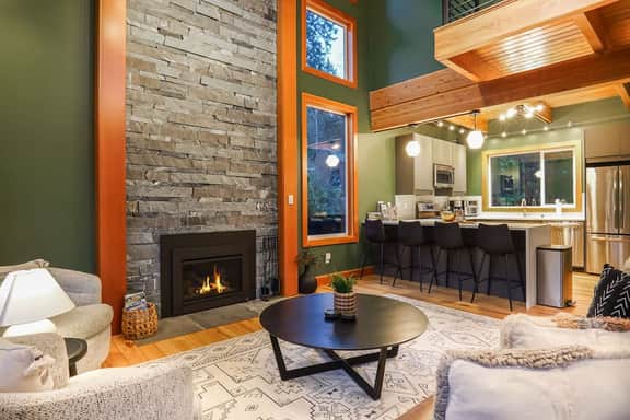 Luxe Summer Chalet w/ Hot tub, Foosball& Mtn Views