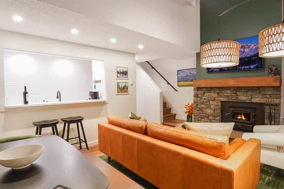 Snowater Escape | Sleeps 5 | Pool + Hot Tub - Image 2