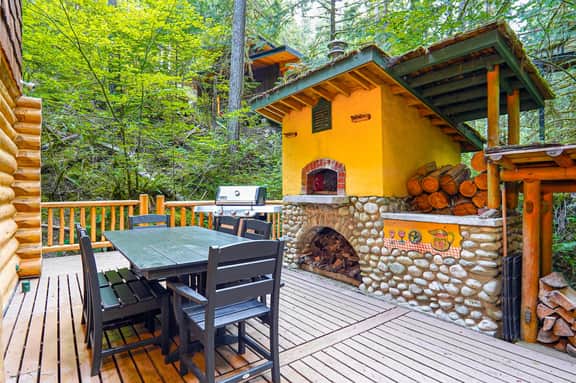 Mt Baker Forest Cabin with BBQ & Firepit, Dogs Ok - Image 2