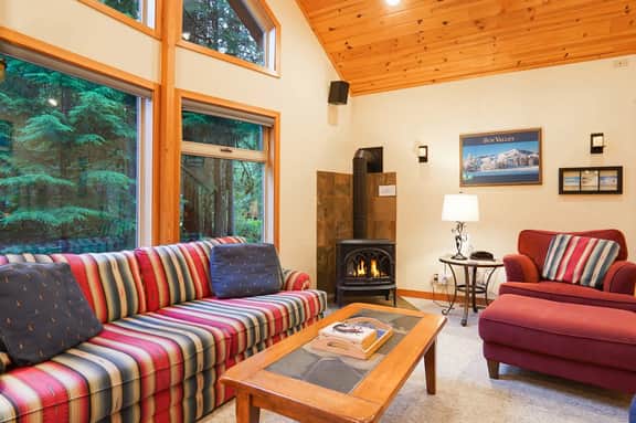 Wildwood Snowline Cabin Near Mt Baker - Image 5