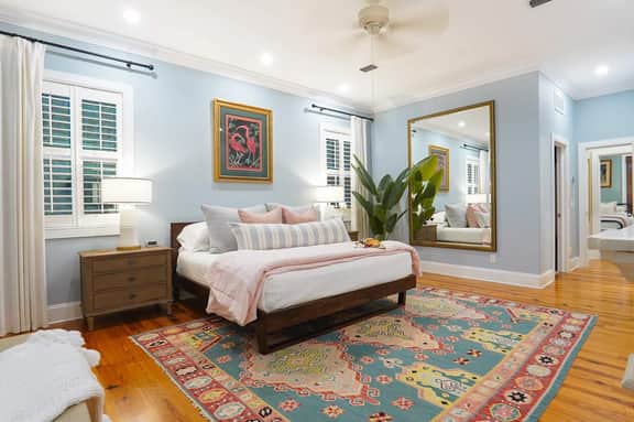 Serene Oaks Private East Beach Estate with Pool Spa and Five Minute Walk to Beach - Image 5
