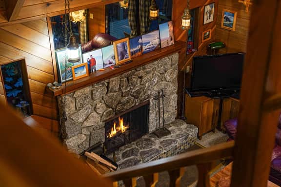 Classic A-Frame with Hot Tub and Fireplace - Image 5