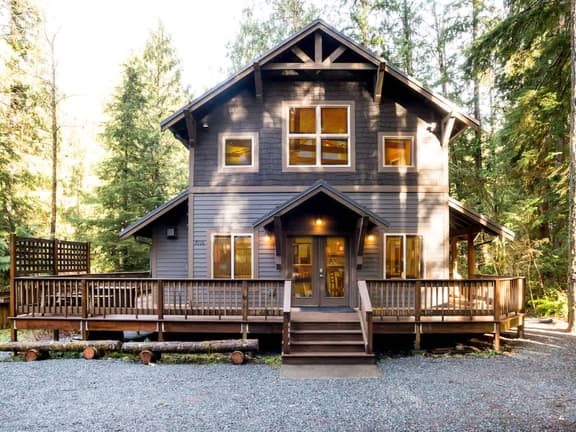 Group Chalet | 5BD Rec Room + Hot Tub · Sleeps 10